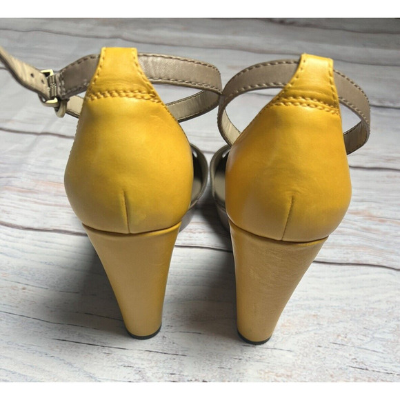 Banana Republic Vanessa Spring Summer Wedge Sandals Brown/Gold Size: 8 - Picture 5 of 10